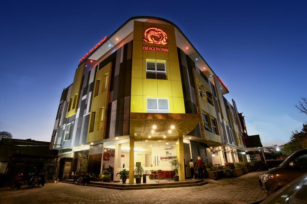 Dragon Inn Kendari Eksteriør billede