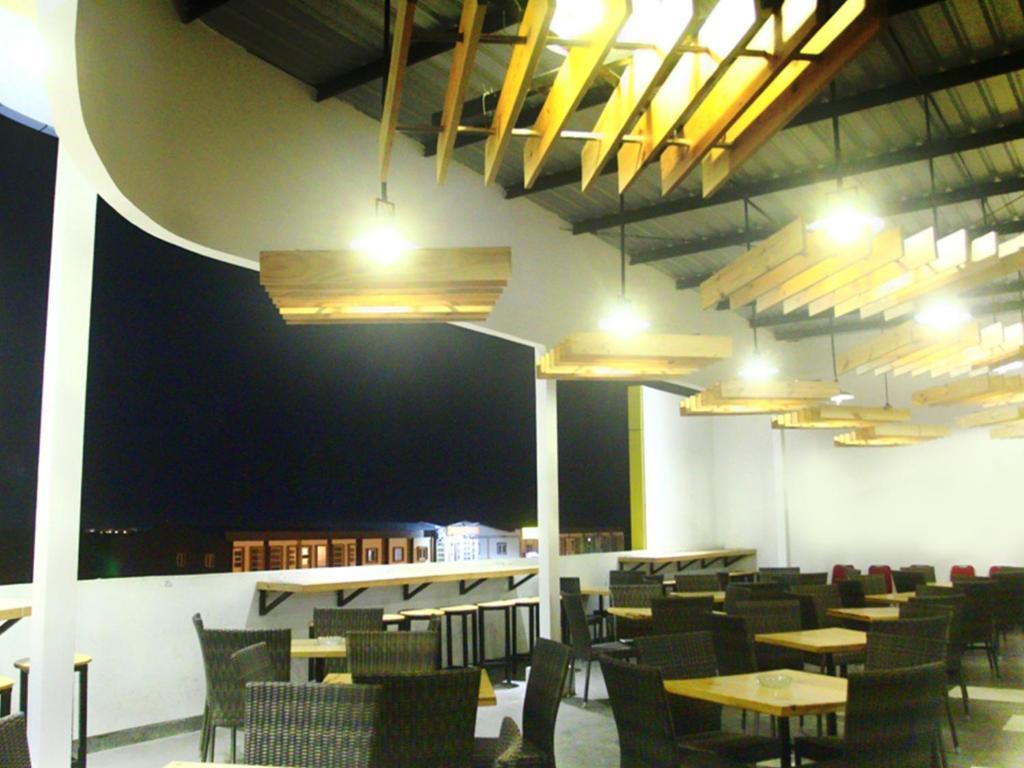 Dragon Inn Kendari Eksteriør billede